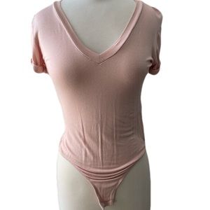 Forever 21 VanEck Pink Bodysuit tshirt size Medium